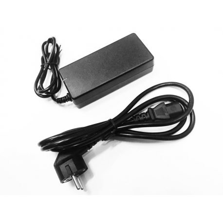 Alimentador Universal Powerymax Homekit 12v 5a 60w para tu sonda GPS plotter